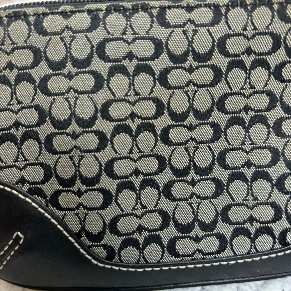 Coach Black Signature Fabric/Leather Wristlet - Picture 6 of 10